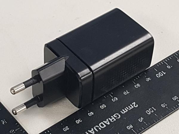 직류전원장치(65W GaN Charger)