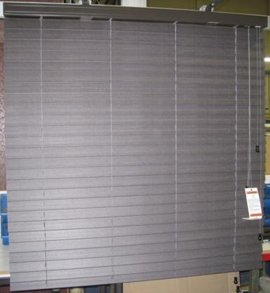 Horizontal blinds (venetians) in plastic (PVC),...