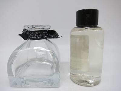 로즈 차량 방향제 디퓨져 50ml(넥타린&허니향)