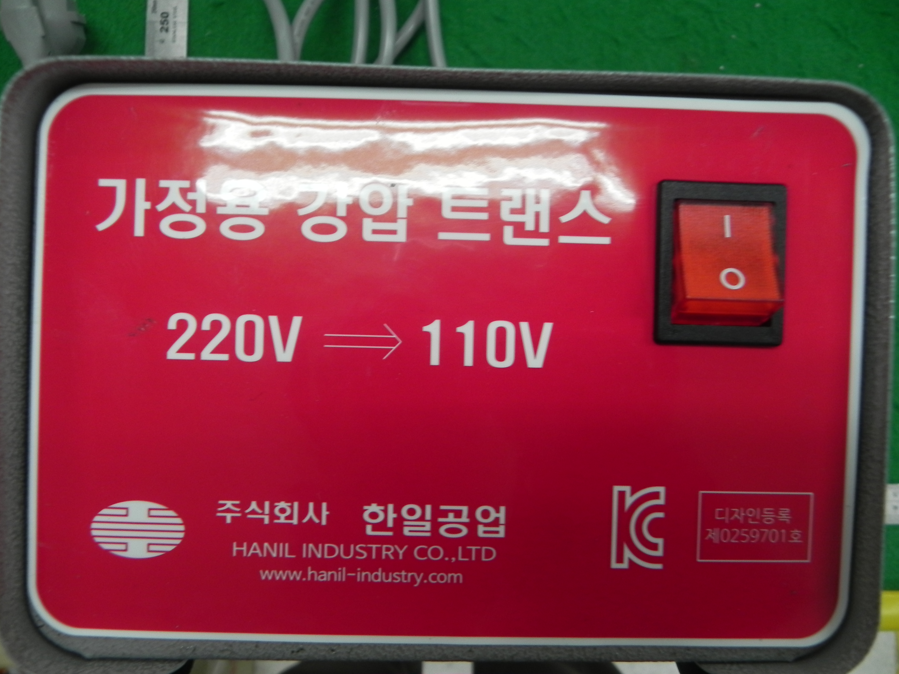 가정용 소형변압기(변압기 및 전압조정기) [HI-1600W]